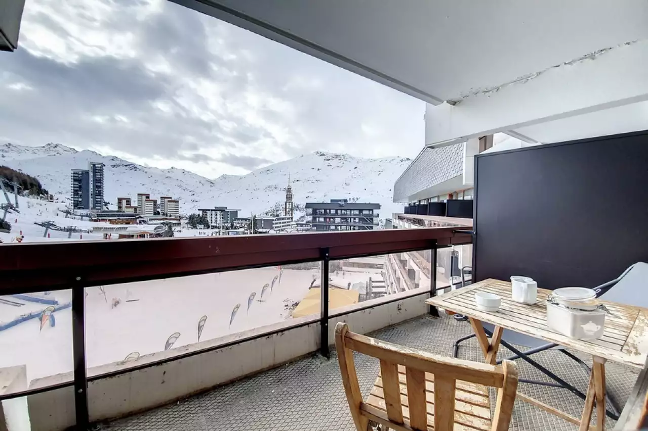 Bright studio · Direct access to the slopes · South balcony